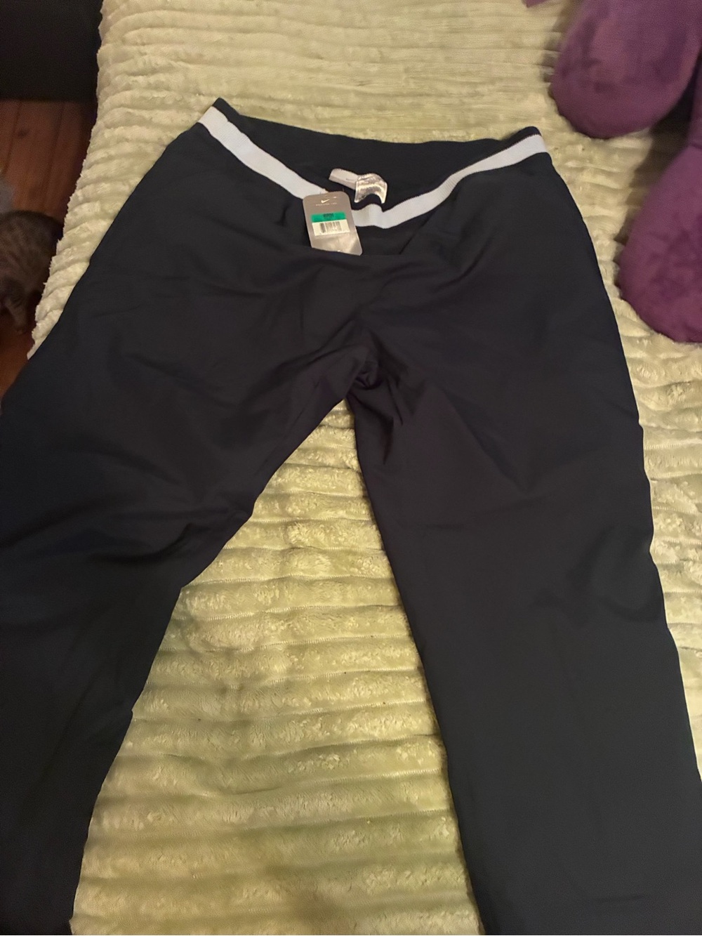 Nike Navy Pants with White Waistband new with tag perfect for the fall weather